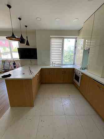 Велика Двух кімнатна квартира Центр Ірпінь Ірпінь