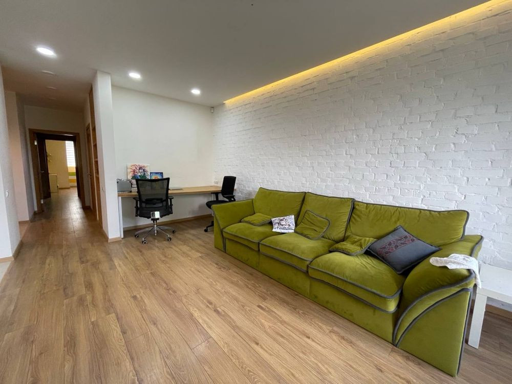 Велика Двух кімнатна квартира Центр Ірпінь Ірпінь - зображення 5