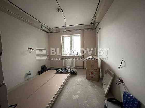 Продаж 2к квартири Новогоспітальна 5 Капітальний ремонт Метро Печерськ Київ