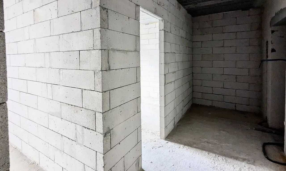 Велика 1 км квартира 47м2 в зданому будинку Івано-Франківськ - зображення 2