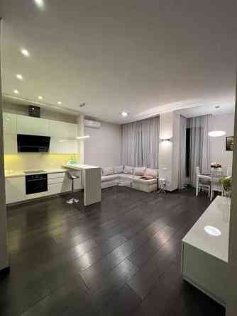 Продажа 3-комнатной квартиры ЖК Дом на набережной пер Банный Центр Харків