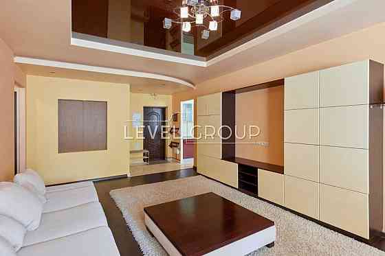 стильна 3-кімнатна квартиру в сучасному ЖК Голосієво біля метро Київ