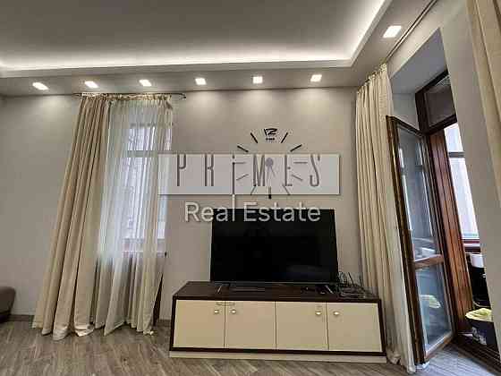 Продаж квартири 3 кімнати Богдана Хмельницького 87м2 Київ