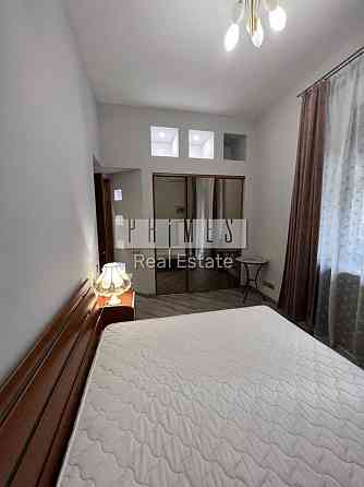 Продаж квартири 3 кімнати Богдана Хмельницького 87м2 Київ