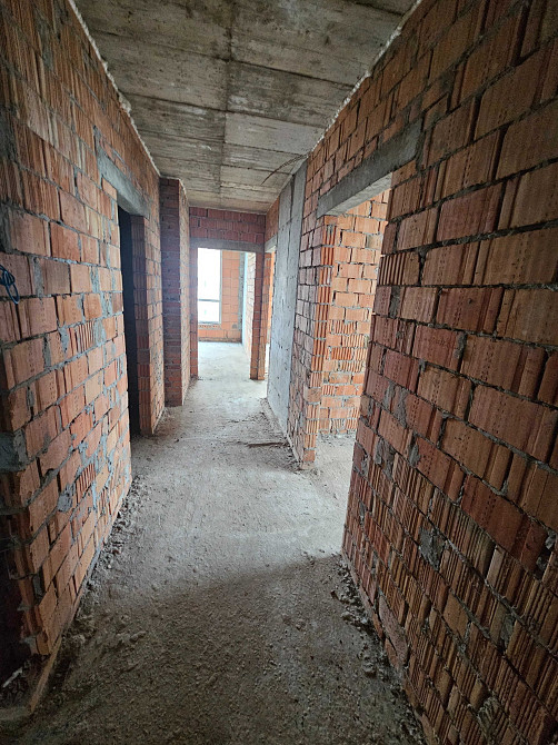 Двокімнатна біля Озера. Бізнес клас. 4 поверх! Крихівці - зображення 7