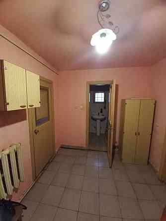 Продається 1 кімн кватира в приватному будинку, близько до центру Ужгород