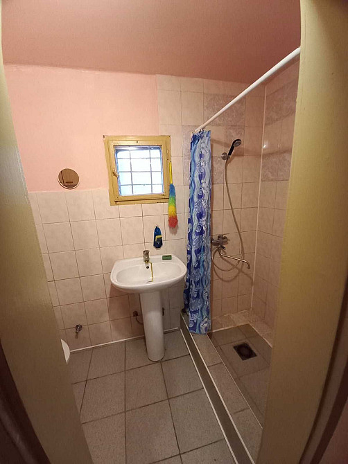 Продається 1 кімн кватира в приватному будинку, близько до центру Ужгород - зображення 3