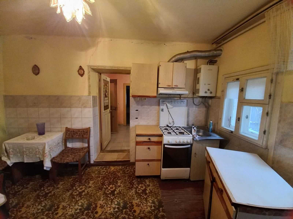 Продається 1 кімн кватира в приватному будинку, близько до центру Ужгород - зображення 4