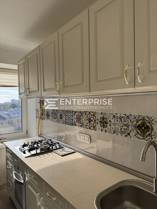 Продаж 2-кімнатна, Печерськ, якісний ремонт, Центр Київ - зображення 2