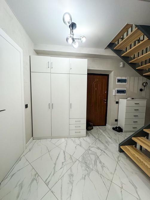 Пентхаус з панорамними вікнами та неймовірним краєвидом | 120 м² ЦЕНТР Chernivtsi - photo 4