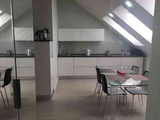 Простора квартира в центі Бучі Bucha