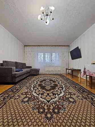 Оренда затишної трикімнатної в Дарниці Київ