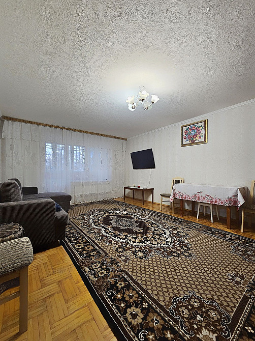 Оренда затишної трикімнатної в Дарниці Київ - зображення 7