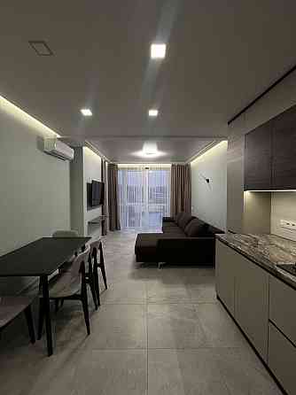 Оренда 1 кім.квартири з виглядом на озеро вул. Львівська ЖК Хвиля Люкс Briukhovychi