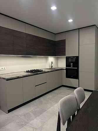 Оренда 1 кім.квартири з виглядом на озеро вул. Львівська ЖК Хвиля Люкс Briukhovychi