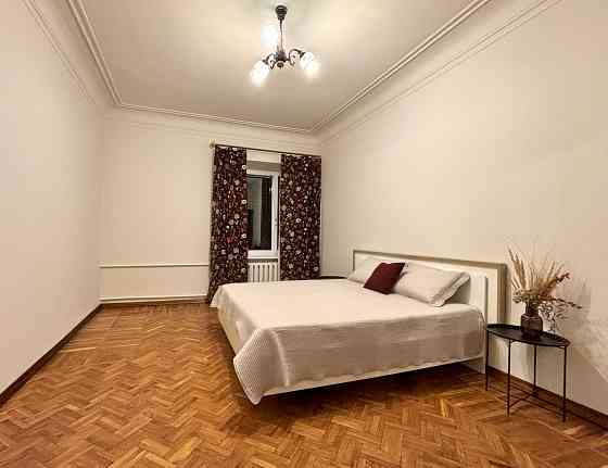 Двокімнатна квартира в оренду, Лук'янівка Київ