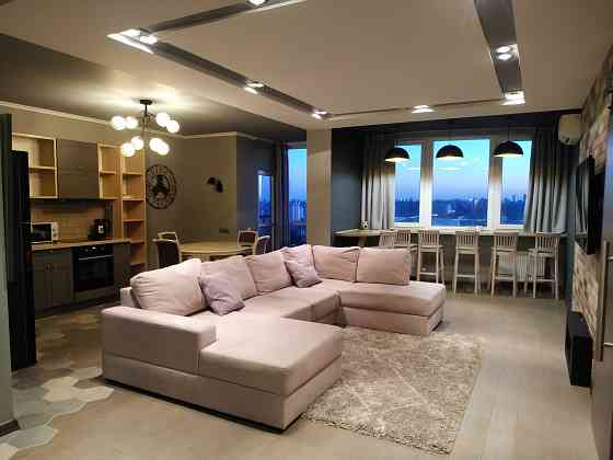 Оренда видової квартири ЖК Київська Венеція Київ