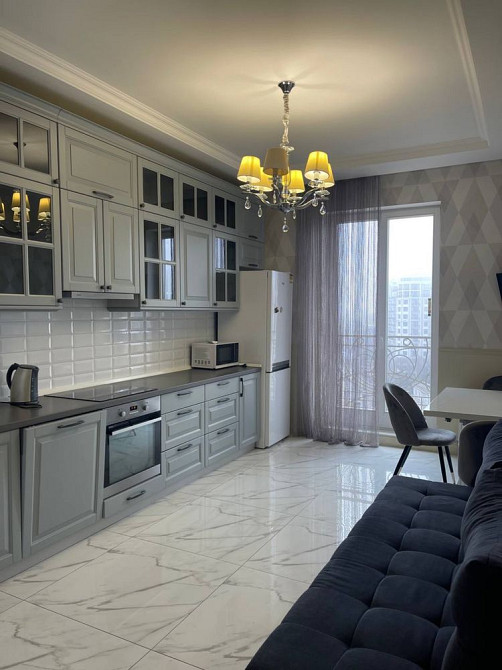 Аренда 1к квартира Бельэтаж Французский бульвар Музкомедия балкон вид Одеса - зображення 5