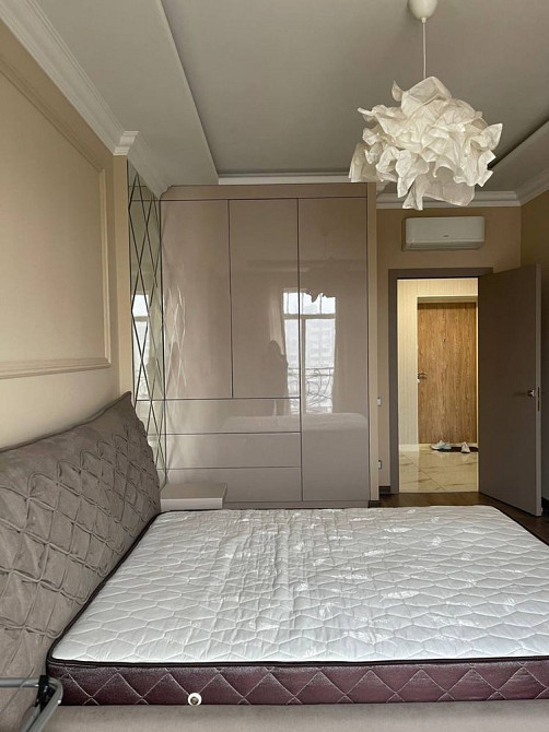 Аренда 1к квартира Бельэтаж Французский бульвар Музкомедия балкон вид Одеса - зображення 3