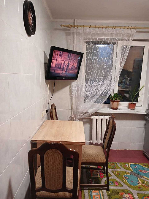 Воскресенський просп. (Перова)16 Київ - зображення 3