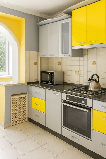 Оренда 1 кімнатної, ГЕРОЇВ МАЙДАНУ (ТЦ МАЙДАН), МЕБЛІ, техніка, лоджия Чернівці - зображення 1