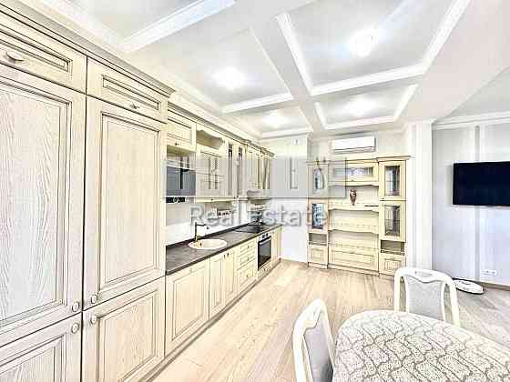 Оренда квартири ЖК Royal Tower Олімпійська Саксаганського 37К Kyiv