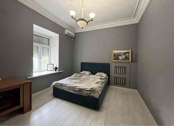 Оренда 4 кімнатна Хрещатик метро Майдан незалежності, Шевченковський Київ