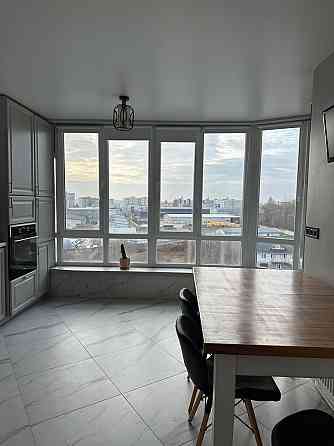 Оренда двоповерхвої квартири з каміном Хмельницький