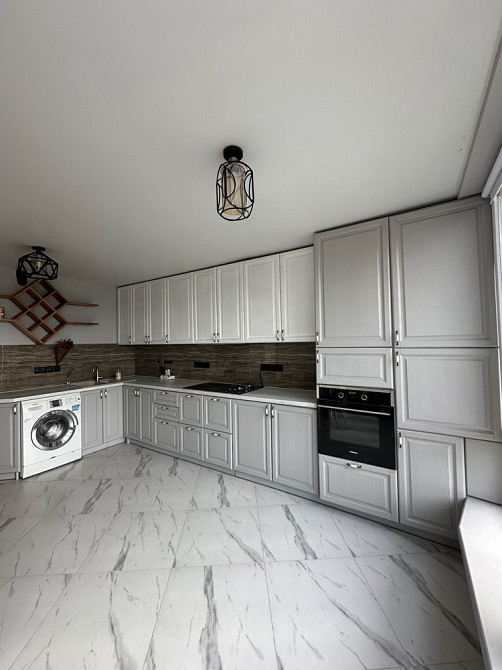 Оренда двоповерхвої квартири з каміном Хмельницький - зображення 1