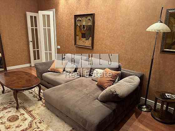 Оренда 3 кімнатної квартири Костельна центр Хрещатик Київ