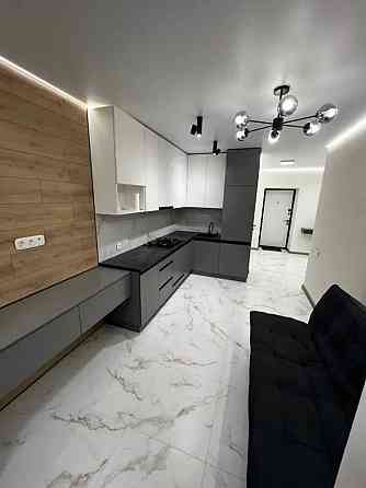 Сдам 2 ком квартиру ЖК Счастливый 2 газовое полземный паркинг Дніпро