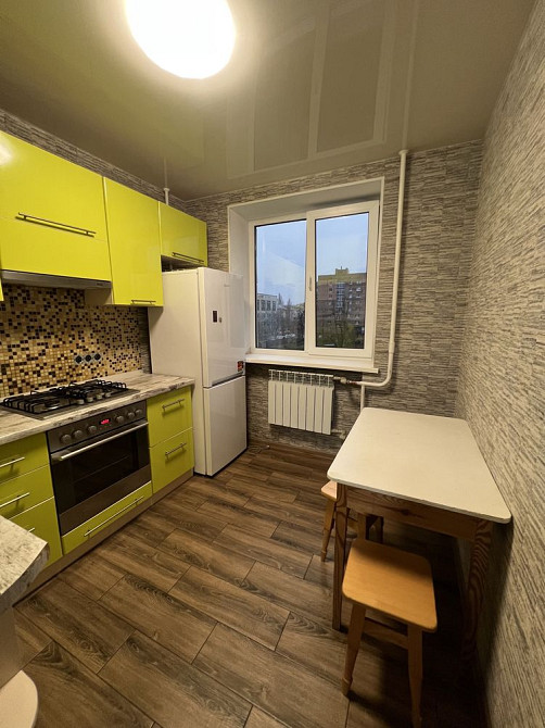 Оренда квартири на Володимира Сосюри 4 Дарницька площа Київ - зображення 2