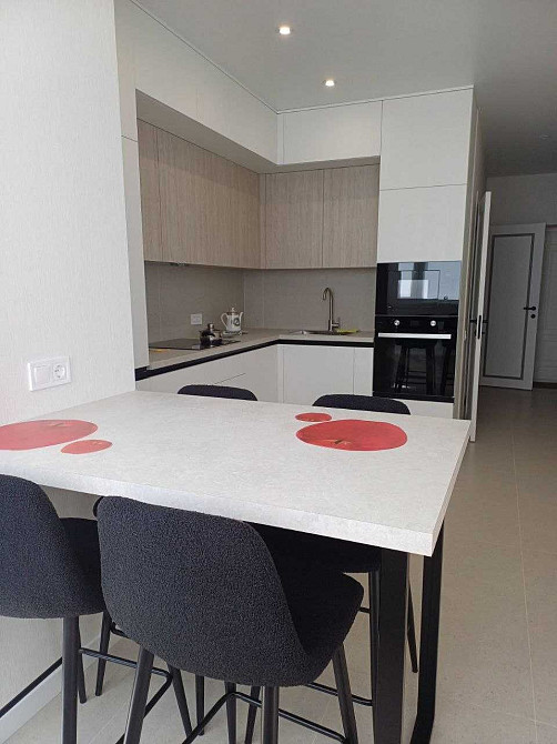 ЗДАМ 1 км. квартиру в новому будинку, вул.Соборна Rivne - photo 1