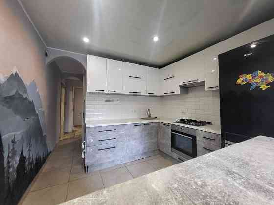 Стильна трикімнатна квартира на Конякіна! Луцьк