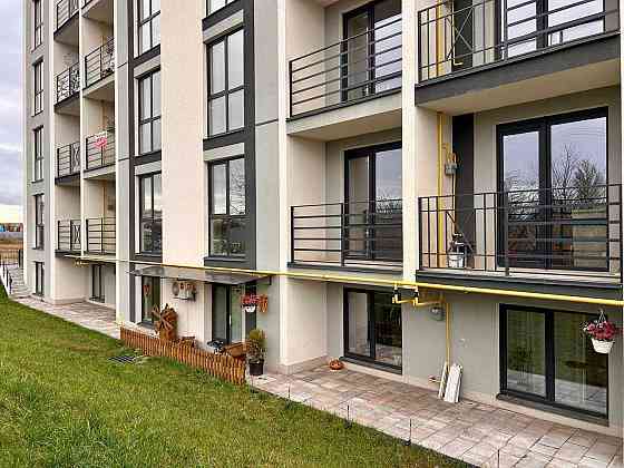 Квартира  в цокольному поверсі. Ремонт, індивідуальне опалення. Hostomel