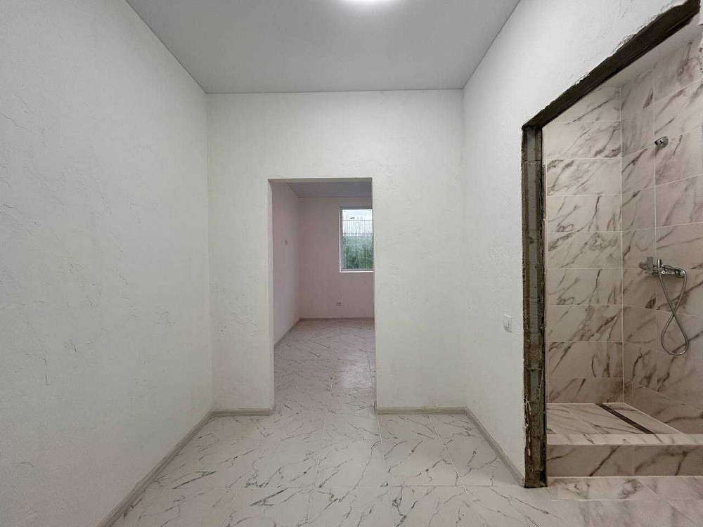 Квартира  в цокольному поверсі. Ремонт, індивідуальне опалення. Hostomel - photo 6