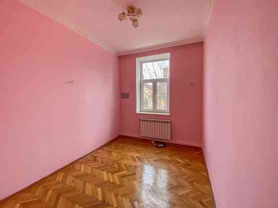 Продаж 3кімнатної квартири, р-н Парку Шевченка, вул.Суворова Чернівці