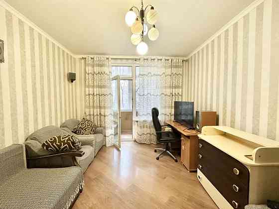 Продаж 3-кімнатної квартири по Незал України Запоріжжя