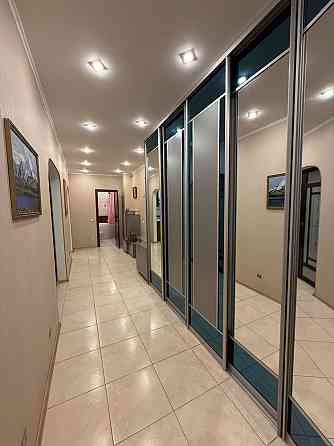 1 кімн вул Раіси Окіпноі , 8 метро Лівобережна -5 хв Київ