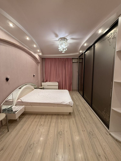 1 кімн вул Раіси Окіпноі , 8 метро Лівобережна -5 хв Київ - зображення 1