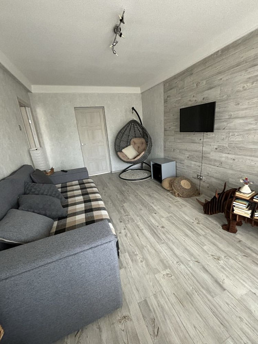 Власник. Затишна 2-к.кв. р-н ТРЦ Квадрат ,Воскресенка) Київ - зображення 4