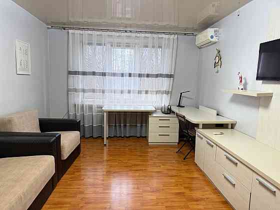 Оренда! 2-кімнатної квартири! Вул. Залозецького Черновцы