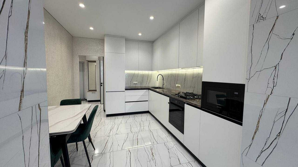 Оренда видової квартири ЖК "Сімейний Люкс" Черкаси - зображення 1