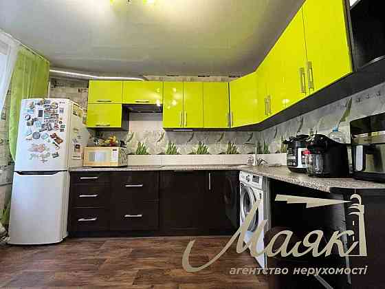 Продам 2-к.кв.,1/9,вул.Краснова,1А Запорожье