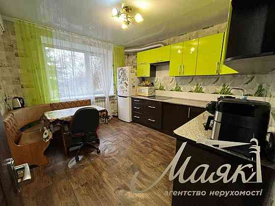 Продам 2-к.кв.,1/9,вул.Краснова,1А Запорожье