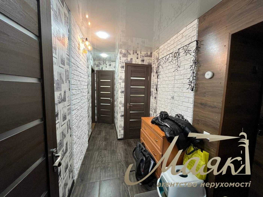 Продам 2-к.кв.,1/9,вул.Краснова,1А Запоріжжя - зображення 6