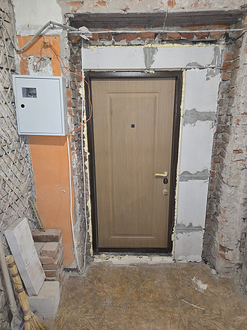 Продам дуже теплу квартиру, сталінка 84 кв. Вартових Неба (Тобольська) Харків - зображення 1