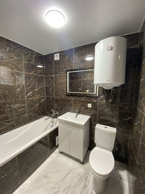 Продам двухкомнатную квартиру с евроремонтом в кирпичном доме Самары - изображение 1