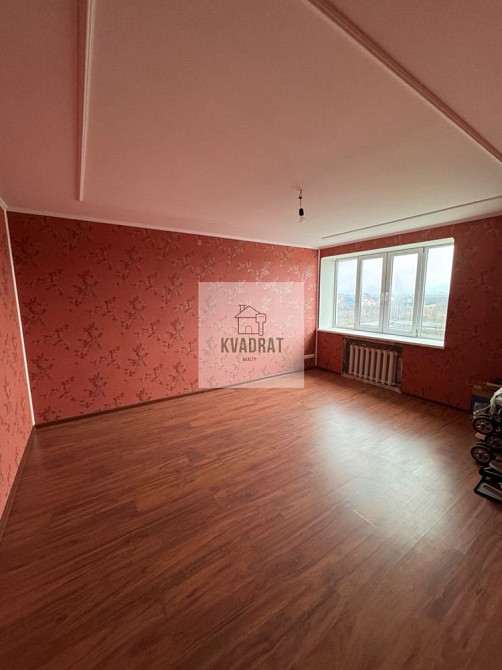 Продам 3-х кімнатну квартиру з хорошим плануванням Каменец-Подольский - изображение 1