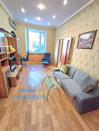 Продам 2-х комнатную " Сталинку" ЦЕНТР / Соборная Миколаїв